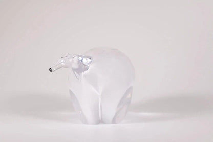 mr & mrs polar bear sculpture